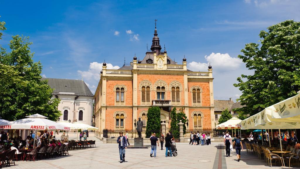 Family Top Rooms Bela Lada Sobe Novi Sad Exteriér fotografie