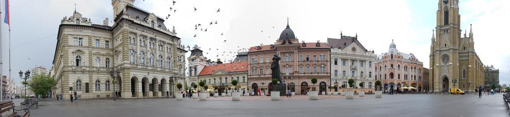 Family Top Rooms Bela Lada Sobe Novi Sad Exteriér fotografie